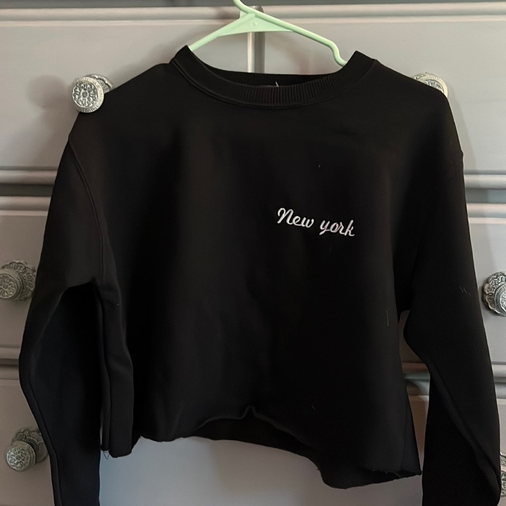Brandy Melville cropped sweatshirt